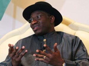 See What Supporters Did To Goodluck Jonathan Office